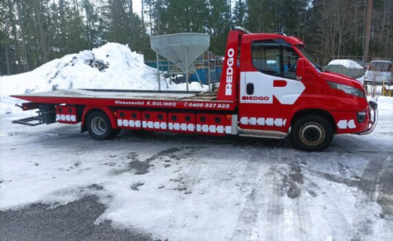 { truck.image.alt ? truck.image.alt : truck.image.title }}